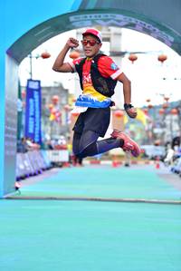 BIB: 
                            <button type="button" onclick="openModal(21799872)" class="btn btn-primary btn-sm float-right btn-popup" data-toggle="modal" data-target=".modal-high-quality">
                        <i class="fas fa-shopping-cart"></i> Add to Cart
                    </button>
                                            <button type="button" onclick="isThisMe(21799872, true)" class="btn btn-success btn-sm float-right btn-popup btn-isme hidden" data-toggle="tooltip" data-placement="bottom" title="นี่คือรูปของคุณใช่ไหม คลิกที่นี่เพื่อเอาเข้าอัลบั้ม">
                        <i class="fas fa-plus"></i> Add to album
                    </button>
                    <button type="button" onclick="isThisMe(21799872, false)" class="btn btn-warning btn-sm float-right btn-popup btn-isnotme hidden">
                        <i class="fas fa-ban"></i> Remove from album
                    </button>